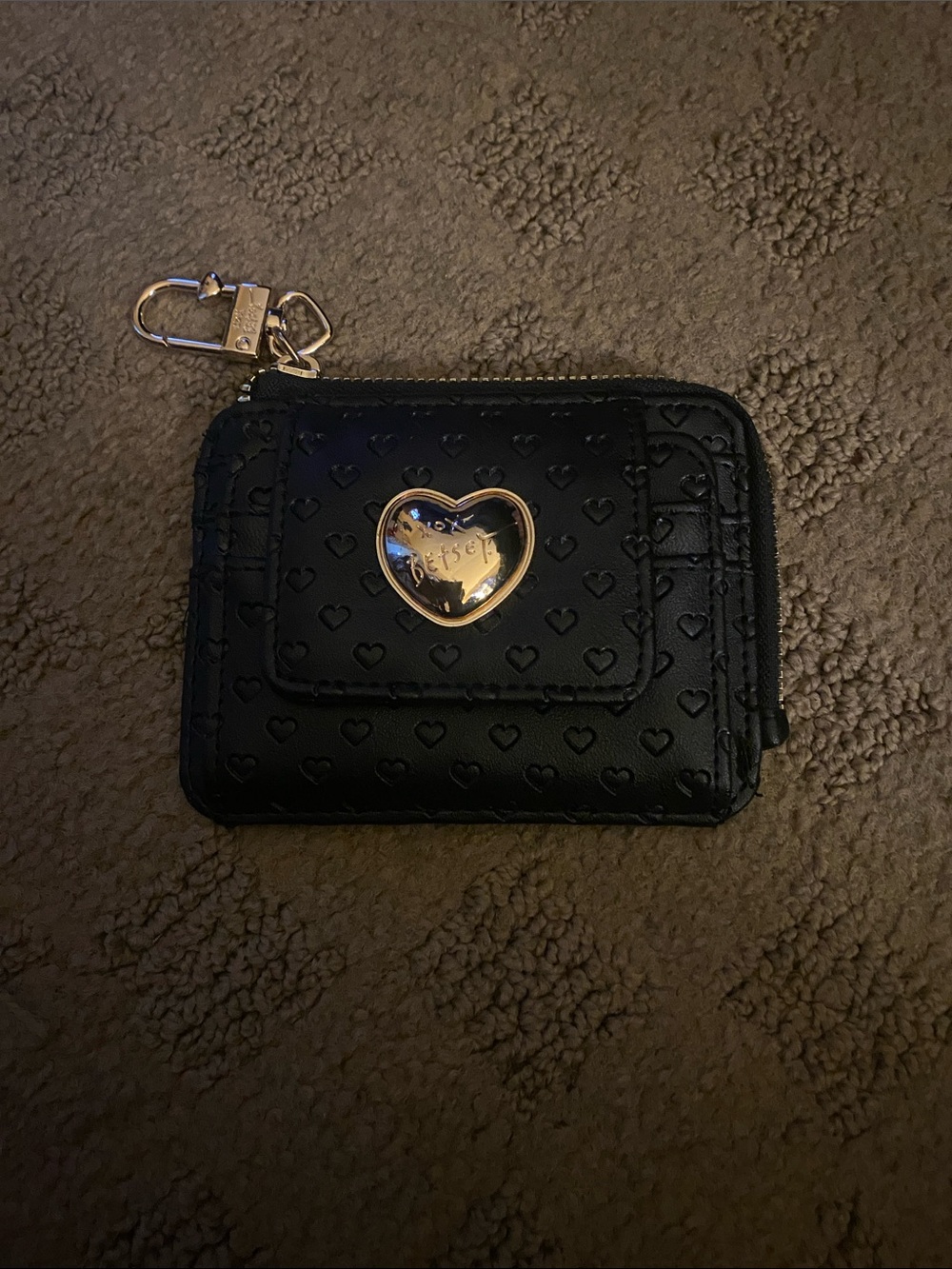 Black Heart-Embossed Zip Card Wallet with Gold Heart Accent